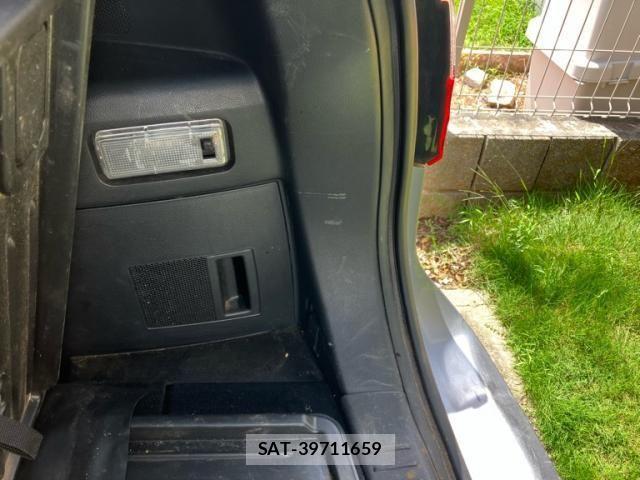 Mazda PREMACY 2011-06 8526599-7
