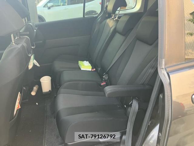 Mazda PREMACY 2017-12 8563188-6