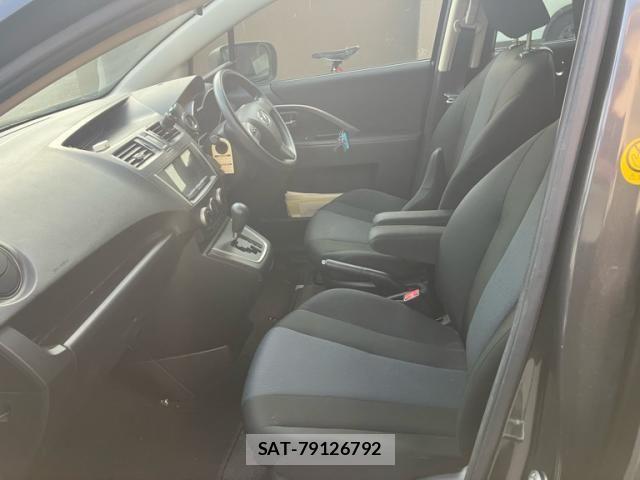 Mazda PREMACY 2017-12 8563188-7