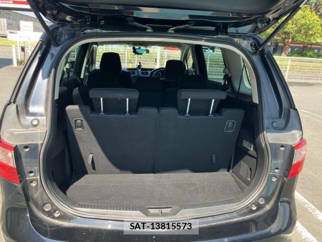 Mazda PREMACY 2011-09 8563190-9