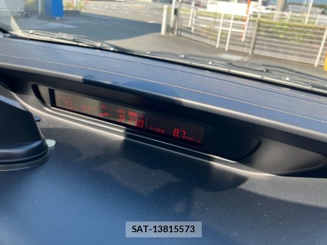 Mazda PREMACY 2011-09 8563190-25