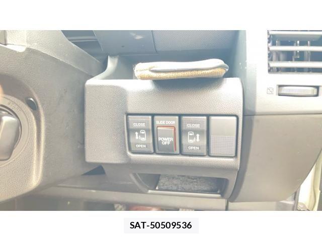 Mazda PREMACY 2007-08 8660990-13