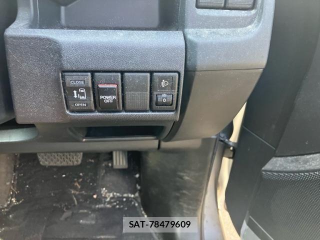 Mazda PREMACY 2013-12 8686292-18