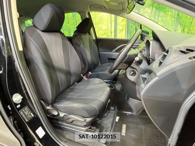 Mazda PREMACY 2010-11 8831085-6