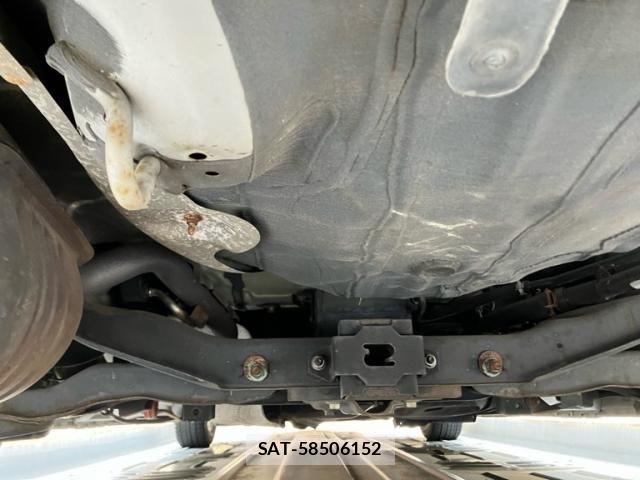 Mazda PREMACY 2010-02 8831084-12