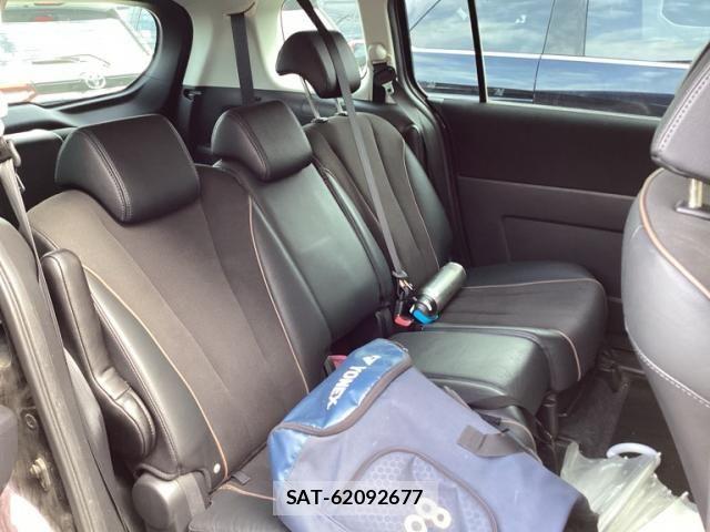 Mazda PREMACY 2011-07 8850367-18