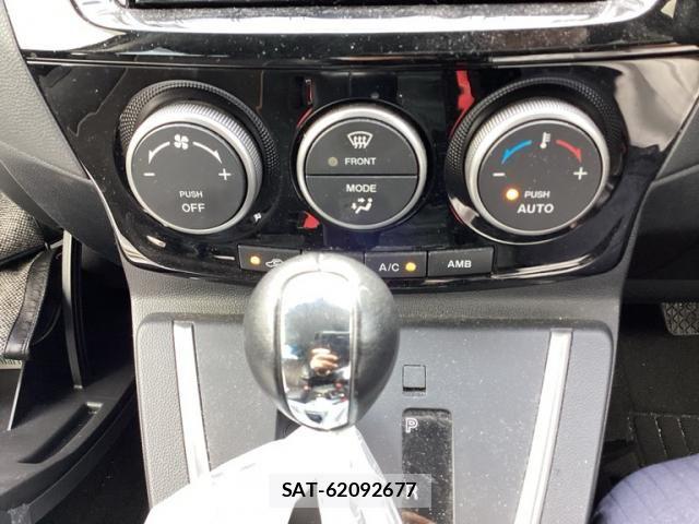 Mazda PREMACY 2011-07 8850367-23