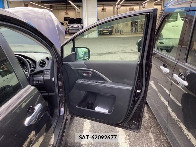 Mazda PREMACY 2011-07 8850367-7