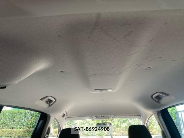 Mazda PREMACY 2011-09 8871829-8