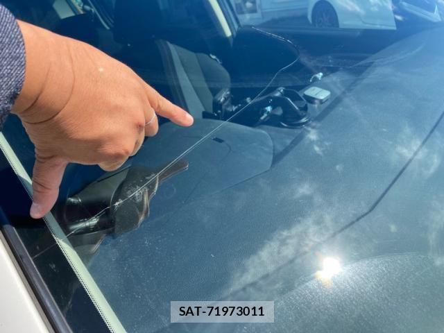 Mazda PREMACY 2013-02 8871831-2