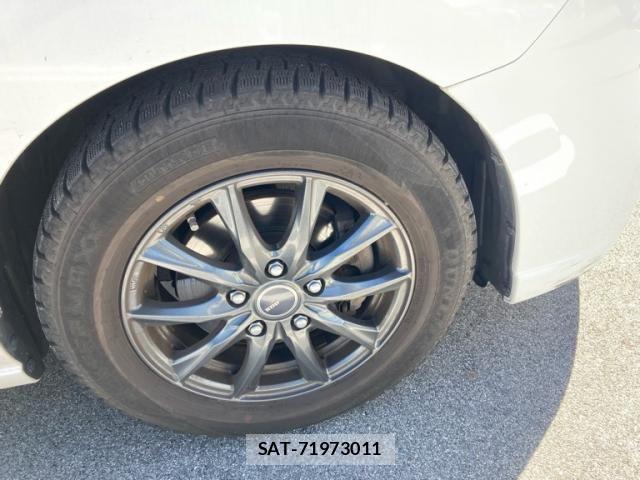 Mazda PREMACY 2013-02 8871831-6
