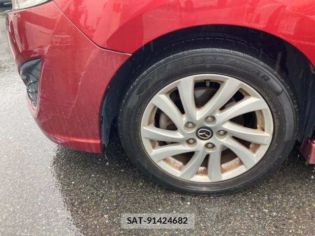 Mazda PREMACY 2014-06 8881574-8