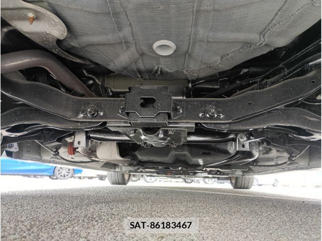Mazda PREMACY 2011-03 8881572-8