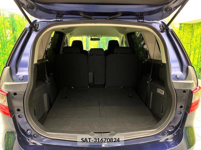 Mazda PREMACY 2011-09 8884181-9