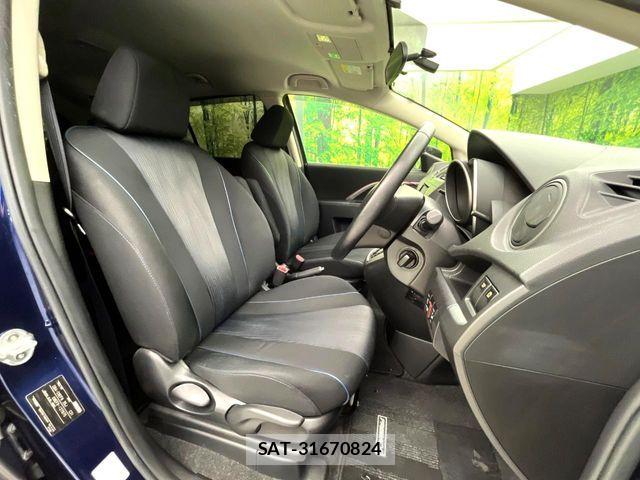 Mazda PREMACY 2011-09 8884181-6