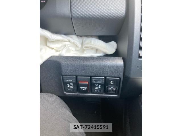 Mazda PREMACY 2010-02 8884182-16