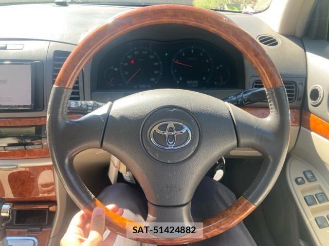 Toyota PREMIO 2006-03 7223593-16