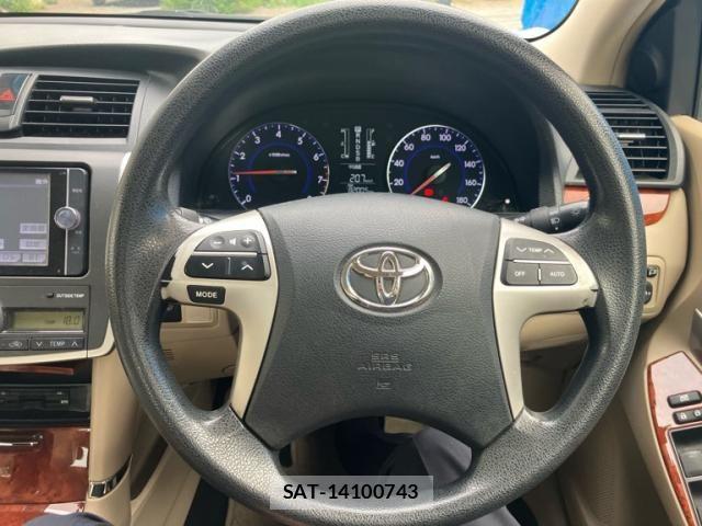 Toyota PREMIO 2013-07 7329391-21