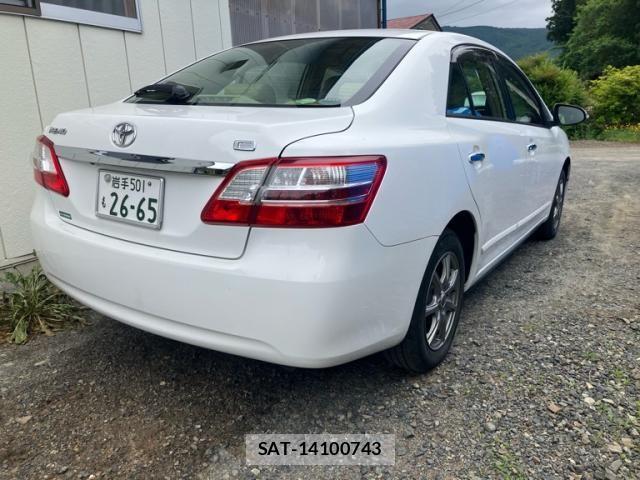 Toyota PREMIO 2013-07 7329391-5