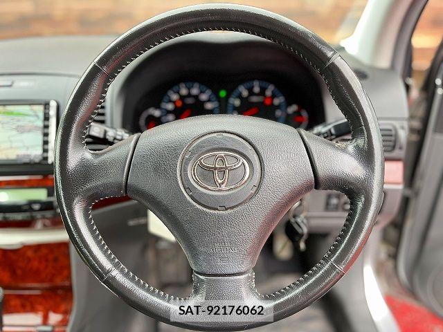 Toyota PREMIO 2007-05 7359319-13