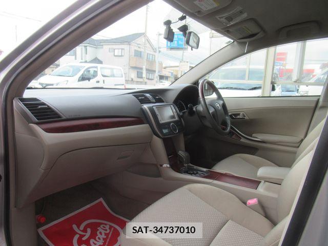 Toyota PREMIO 2009-12 7359316-8
