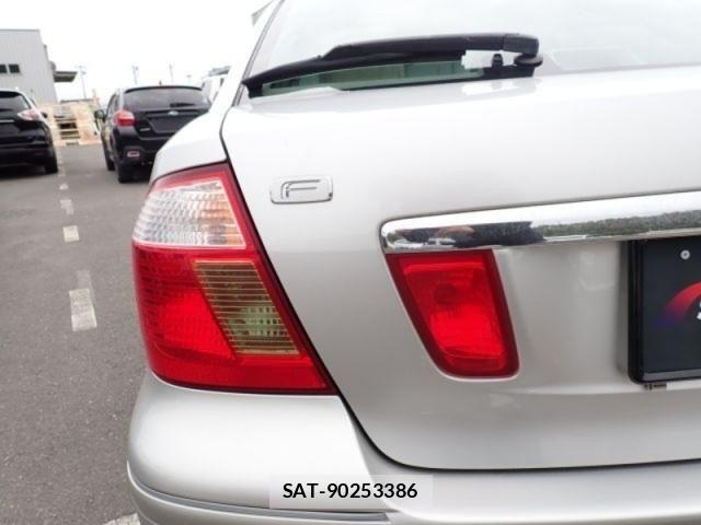 Toyota PREMIO 2003-05 7456810-11