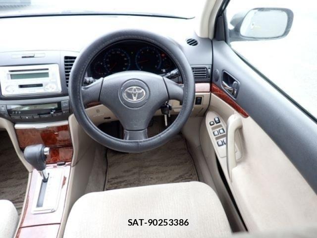 Toyota PREMIO 2003-05 7456810-23