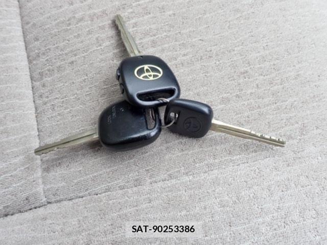 Toyota PREMIO 2003-05 7456810-27