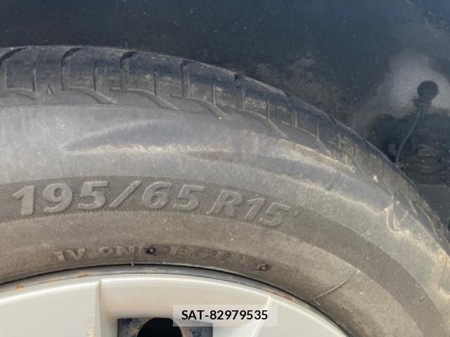 Toyota PREMIO 2009-09 7456807-9