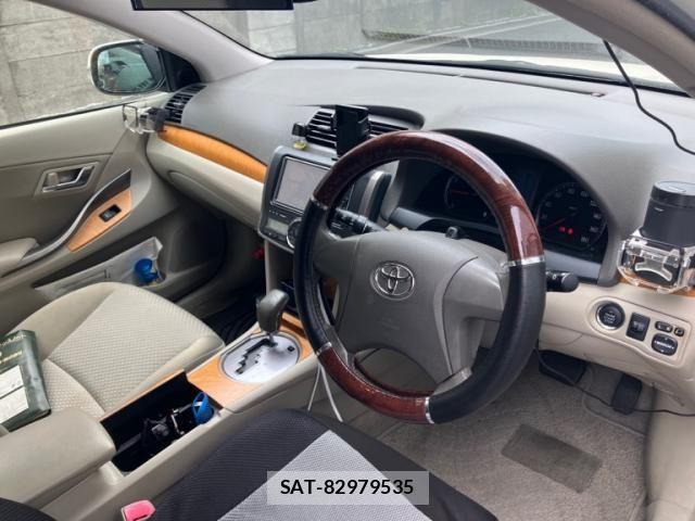 Toyota PREMIO 2009-09 7456807-17