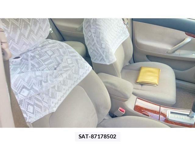 Toyota PREMIO 2004-09 7456816-9
