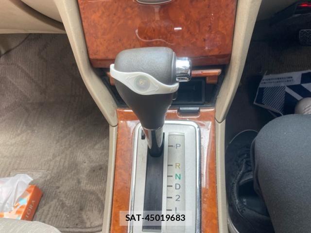 Toyota PREMIO 2005-10 7502251-19