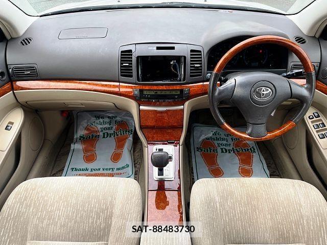 Toyota PREMIO 2006-05 7502250-1