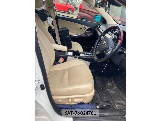 Toyota PREMIO 2016-10 7619201-13