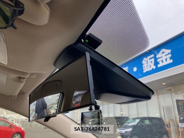Toyota PREMIO 2016-10 7619201-27