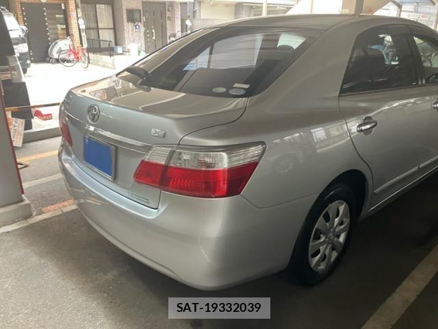 Toyota PREMIO 2008-07 7727264-1