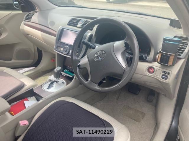 Toyota PREMIO 2010-09 7788232-11