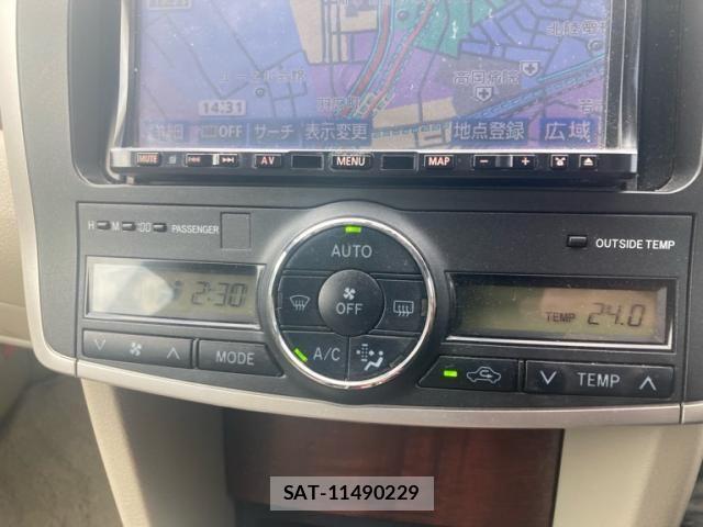 Toyota PREMIO 2010-09 7788232-13