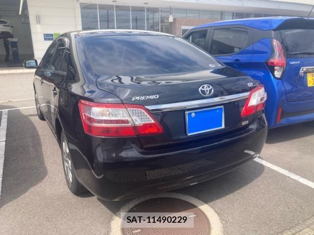 Toyota PREMIO 2010-09 7788232-1