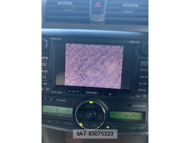 Toyota PREMIO 2008-08 7963298-15