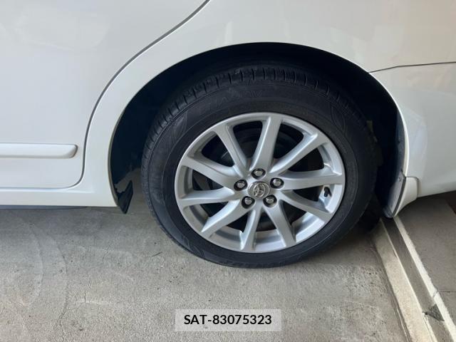 Toyota PREMIO 2008-08 7963298-3
