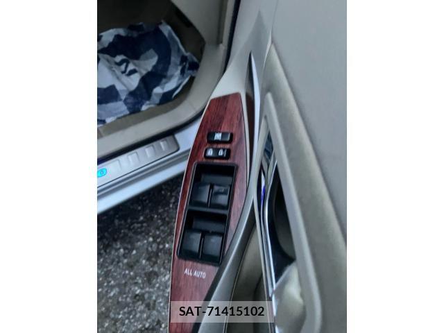Toyota PREMIO 2008-05 8037631-17