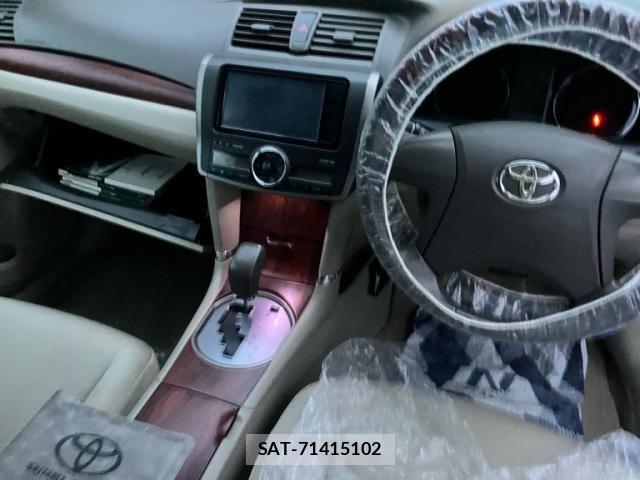 Toyota PREMIO 2008-05 8037631-18