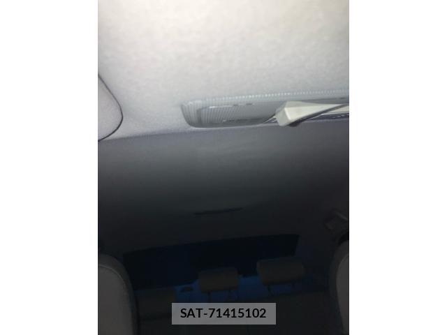 Toyota PREMIO 2008-05 8037631-24