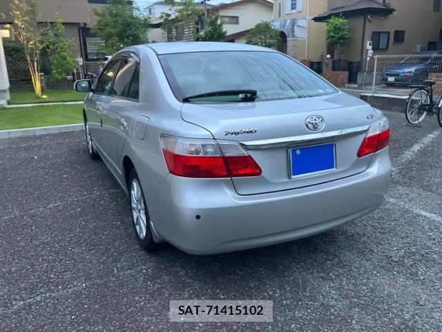 Toyota PREMIO 2008-05 8037631-3