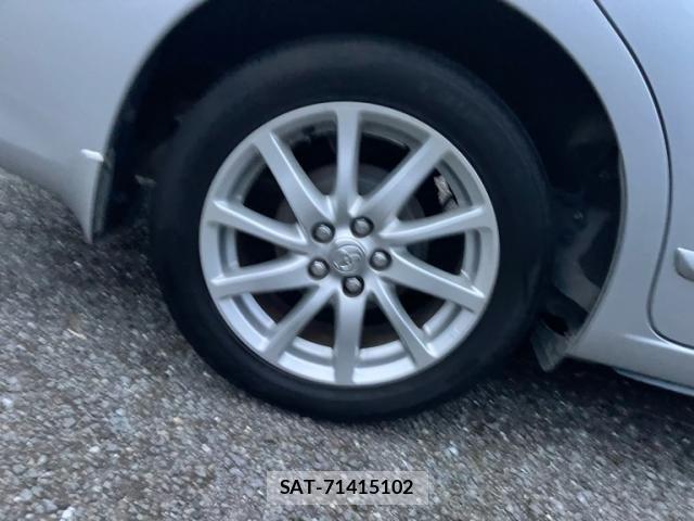 Toyota PREMIO 2008-05 8037631-5