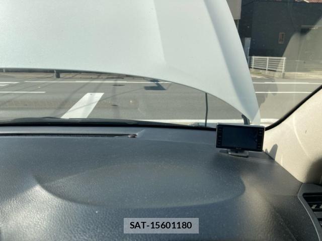 Toyota PREMIO 2013-11 8075133-19