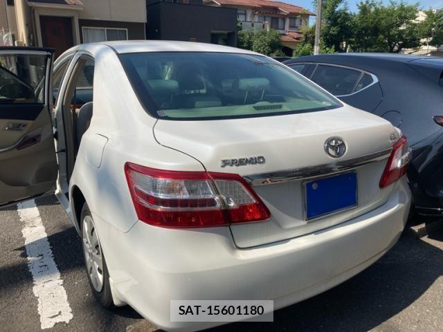 Toyota PREMIO 2013-11 8075133-4