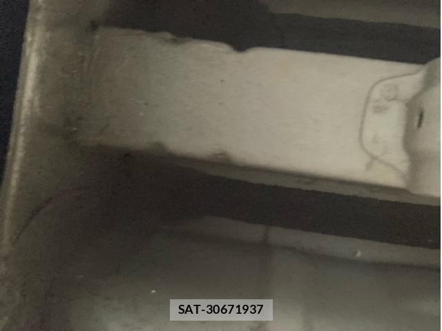 Toyota PREMIO 2003-10 8101228-8