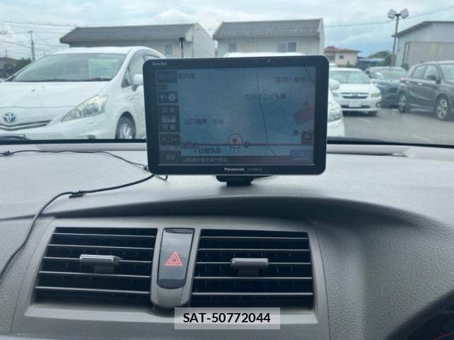 Toyota PREMIO 2012-06 8101227-11